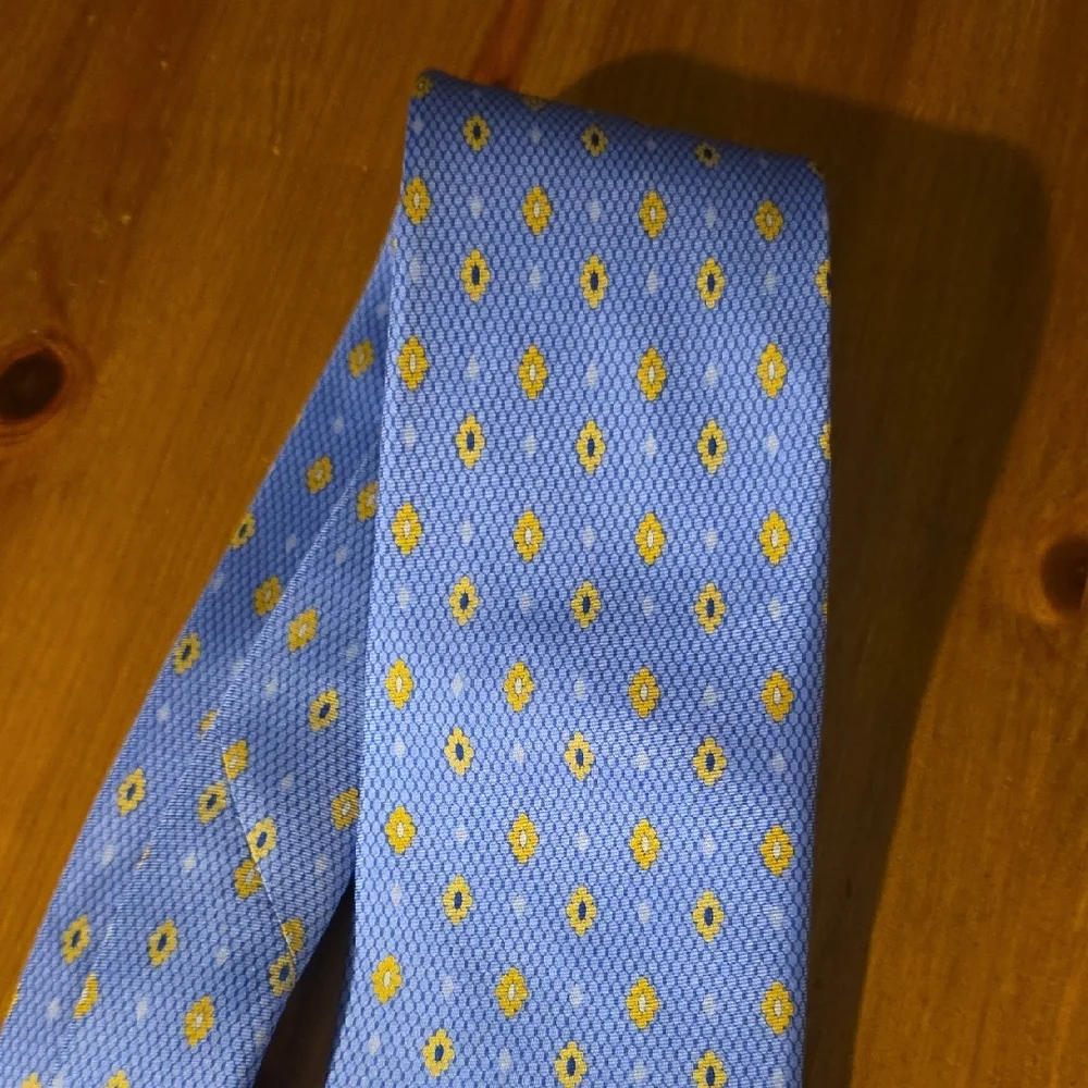 Venezia Blue and Gold Patterned Silk Tie - Picture 8 of 10